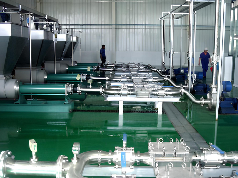 受料槽及输送泵